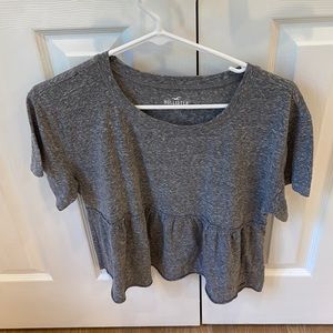 Hollister gray tee S